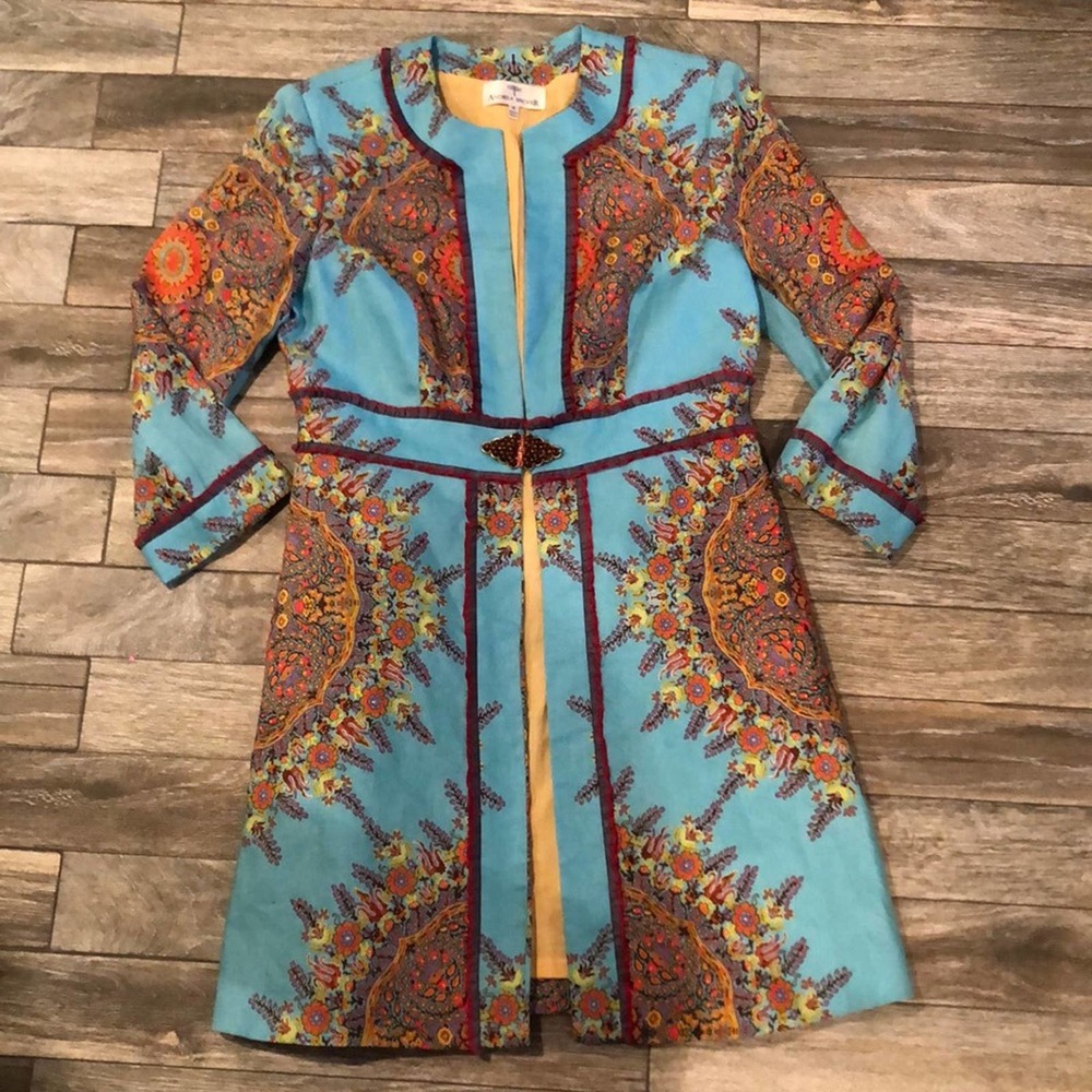 Andrea Becker long floral jacket size 4